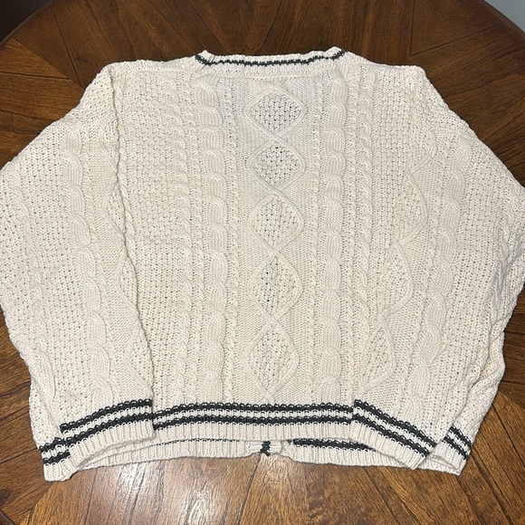 NEW! Taylor Swift Folklore Cardigan Medium / Large - Picture 6 of 7